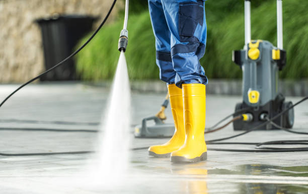 Best Deck Pressure Washing  in Grant, MN